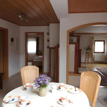 Gaestehaus Heimenberg 바트리폴드사우샤프바흐